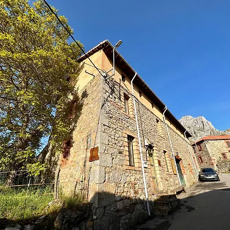 Albergue Valle De Arbas-3