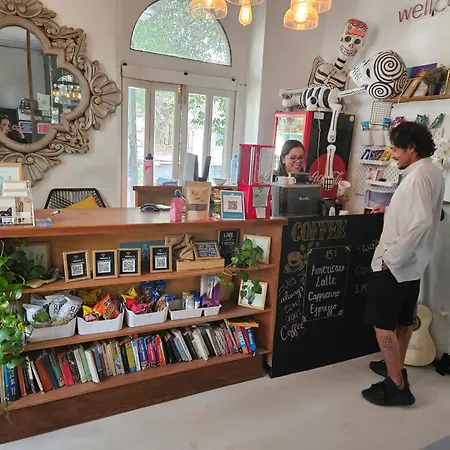 Metro Hostal Boutique-2