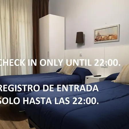 Hostal Lesseps-3