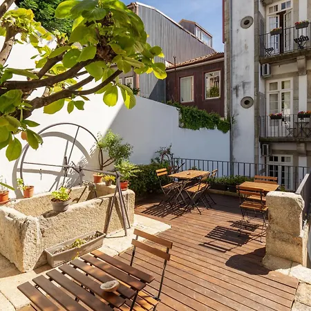 Porto Lounge Hostel & Guesthouse By Host Wise-2