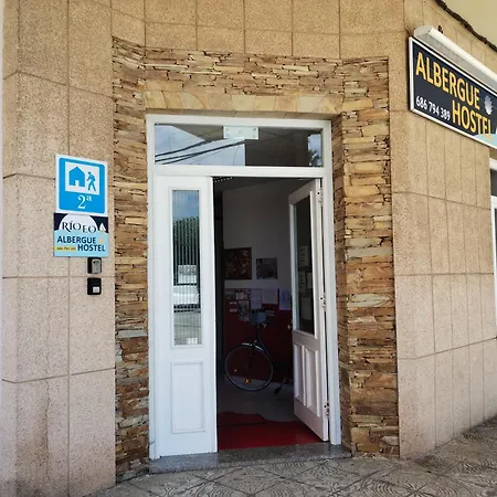 Hostel Rio Eo Albergue Ribadeo-3