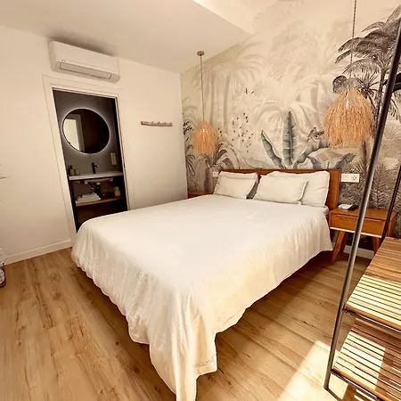 Surfing Etxea - Surf Hostel-3