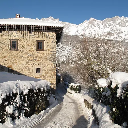Albergue Turístico Valdebaró-3