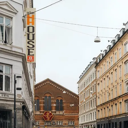 Meininger Hotel Copenhagen-2