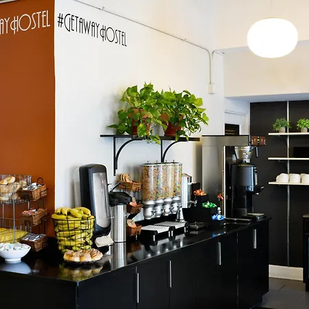 Chicago Getaway Hostel-3