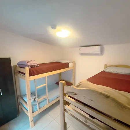 Del Barcito Hostel&Suites-2