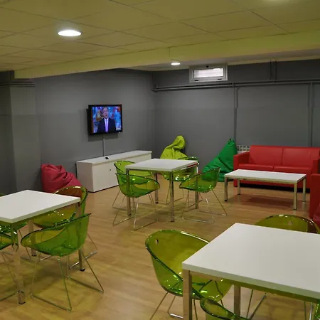 Residencia Universitaria Resa Sant Jordi-2