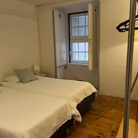 Alface Hall Hostel & Bar-2