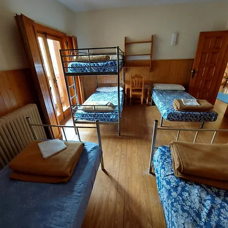 Albergue Juvenil Espinosa de los Monteros-2