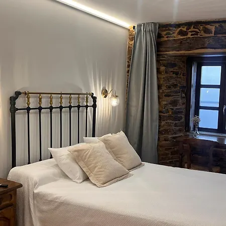 Albergue Pensión Cantábrico Fonsagrada-3