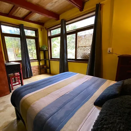 Casa 4 Estaciones Bed&Breakfast-2