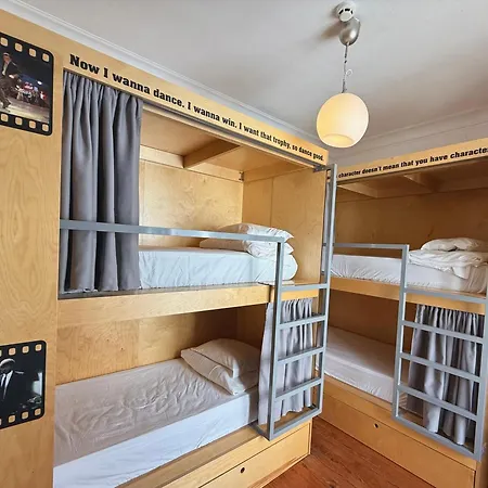 Rivoli Cinema Hostel-3