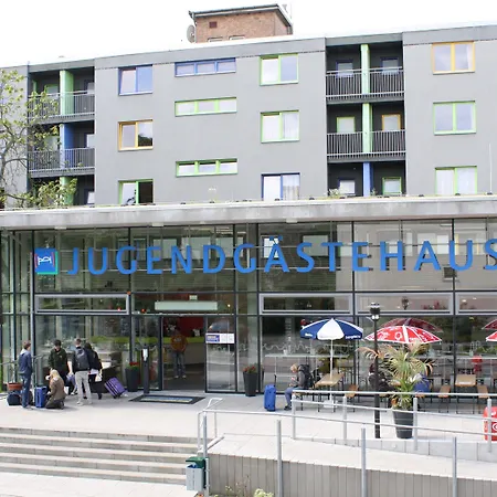 Martas Gaestehaeuser Hauptbahnhof Berlin-3