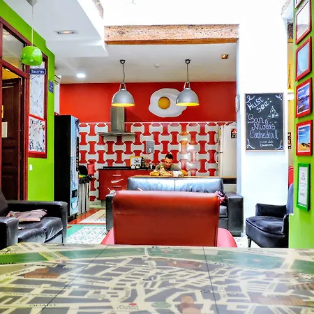 Home Youth Hostel By Feetup Hostels-2