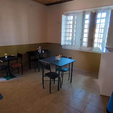 Parvis Magna Hostal-3