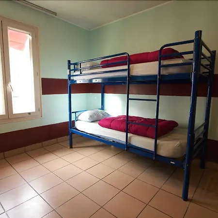 Auberge Internationale Des Jeunes-2