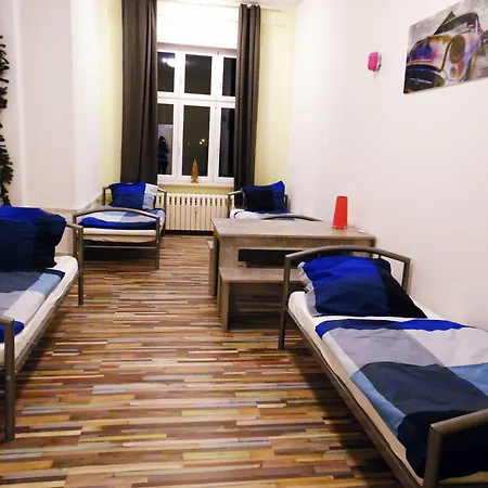 Hostel 199-2