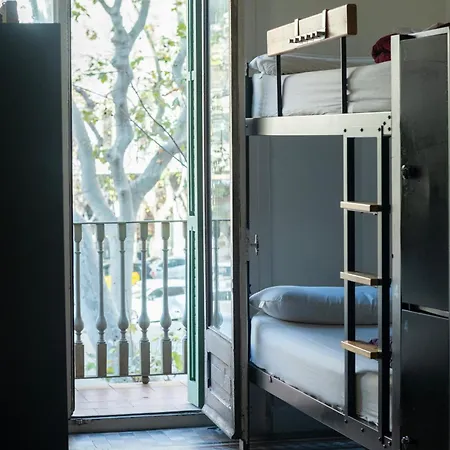 360 Hostel Borne-2