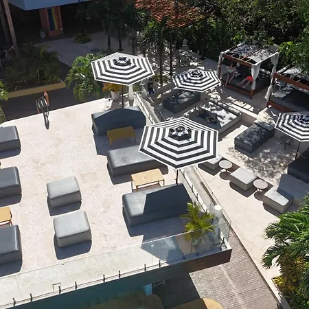 Dreamer Beach Club-2