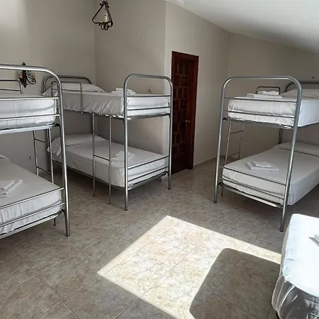 DORMERO Hotel y Albergue Sahagun-3