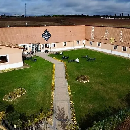 Albergue La Perala-2