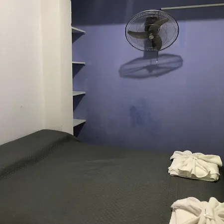 Wynwood Extreme Hostel-2