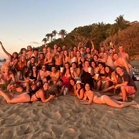 La Redonda Surf Hostel Sayulita-2