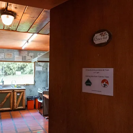 Periko'S Youth Hostel-2