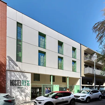 Hostelfly Fira Barcelona-3