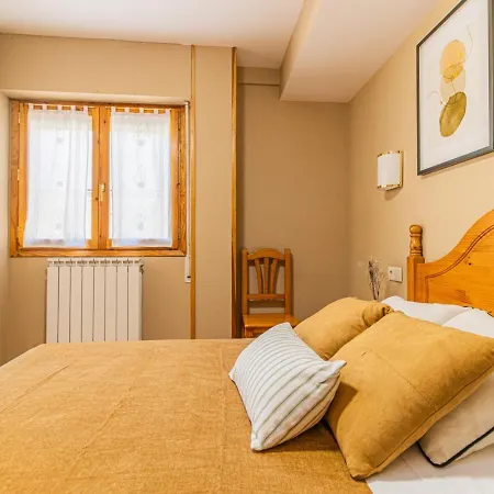 Hostal Valle De Tena-2