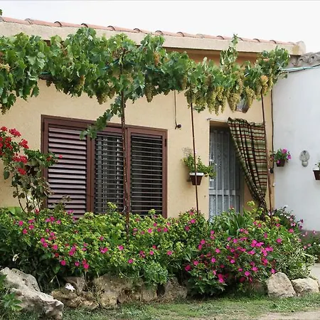 Albergue Turistico Torre de Sabre-3