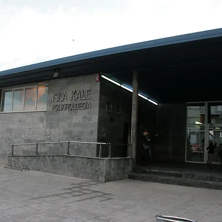 Mundaka Hostel & Sports Cafe-2
