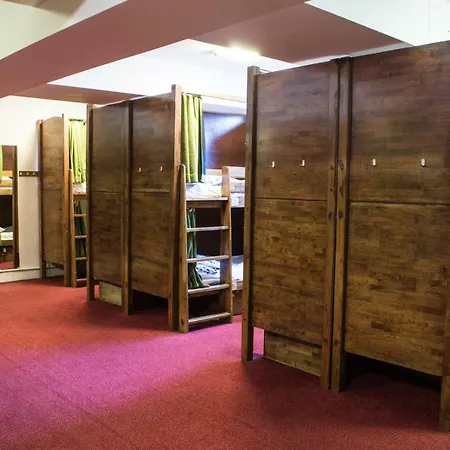 Palmers Lodge Hillspring At Willesden Green-3