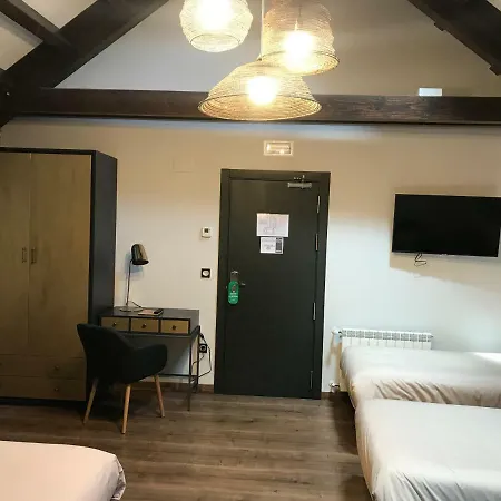 Hostel-Albergue Monte Perdido-2