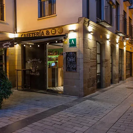 Winederful Hostel&Café-2
