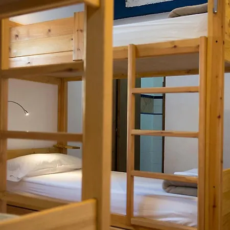 Crux Albergue-3