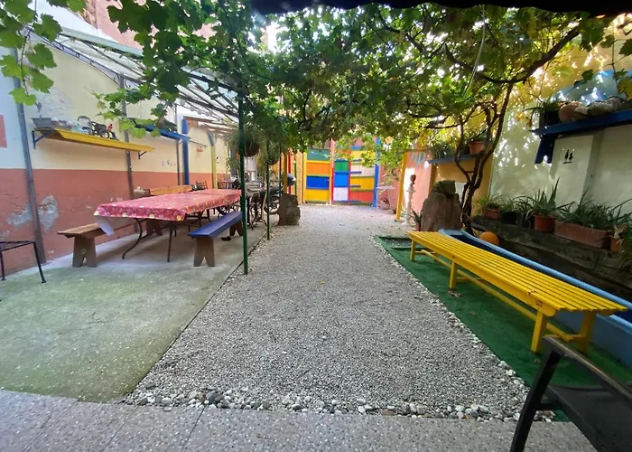 Albergue La Fuente Casa de Austria , SOLO PEREGRINOS Los Arcos