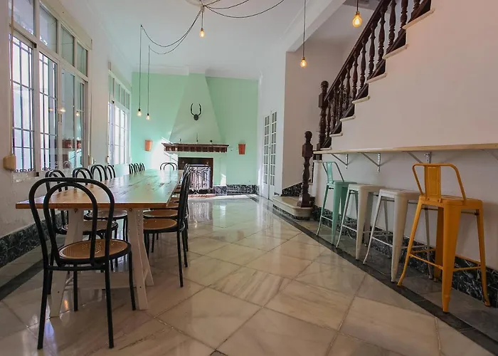 Albergue Barbatuke Bed & Bike Málaga