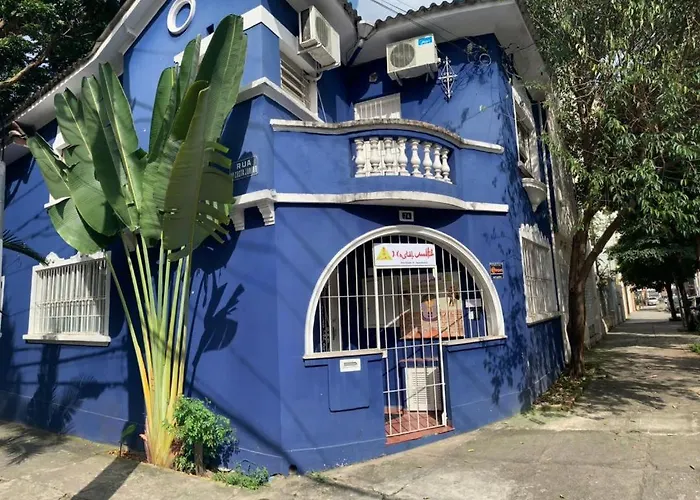 Hostel Maktub