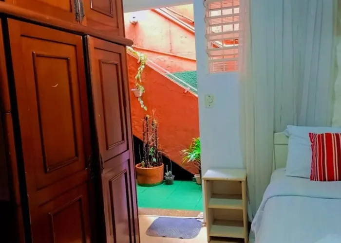 Pousada E Hostel Sao Paulo Economica - Bairro Pinheiros, Proximo Hospital Das Clinicas E Incor, Oscar Freire, Av Paulista, Allianz, Vila Madalena E Facil Acesso Ao Ibirapuera E Morumbi