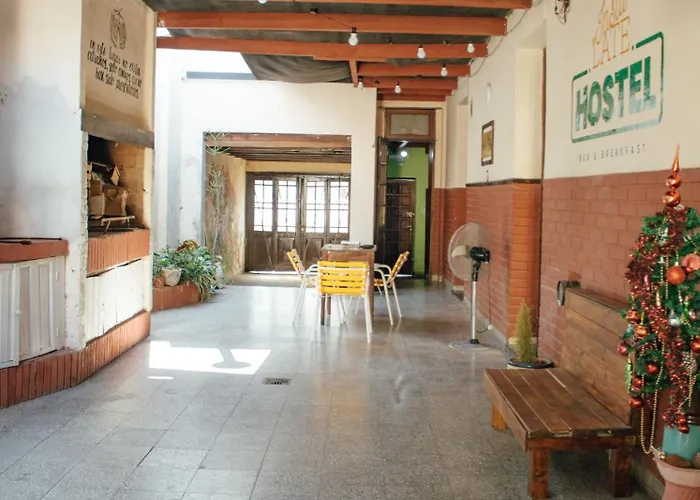 Instalate Hostel Santa Fe