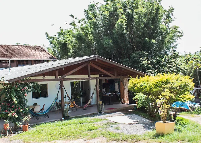 Nômades Riverside - Adventure Hostels&Coworking