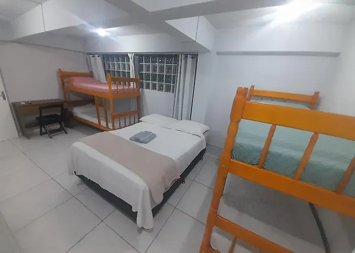 AlberguePousada Cafe Com Margarida 150 Metros Do Mar Rua Do Calcadao Da Central