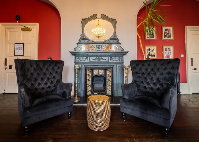 Palmers Lodge Swiss Cottage