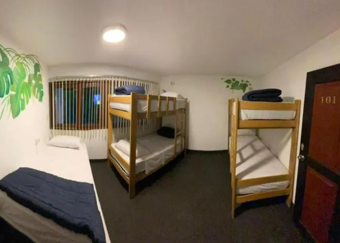 Rainbow Hostel Lima