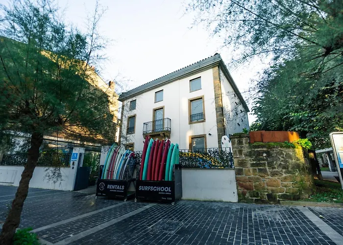 Albergue Zarautz Surf House