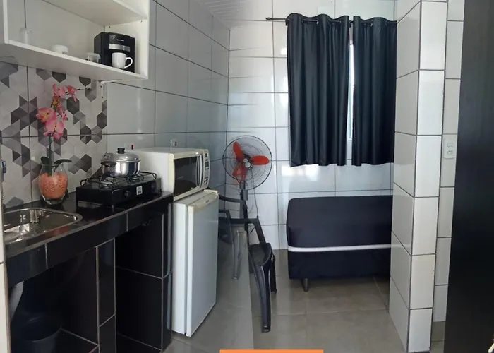 Vila Foz HOSTEL AP8 Apartamento completo de casal com ar condicionado, garagem fechada e lavanderia, Temos Uber e guia turístico para indicar, nosso apartamento é o melhor custo benefício de Foz do Iguaçu