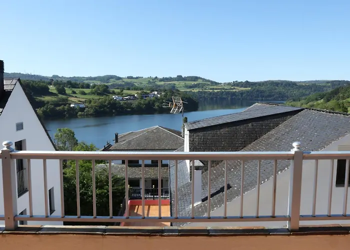 Pensión Albergue Gonzar Portomarín