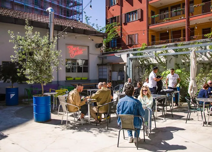 Albergue Bovisa Urban Garden Milán