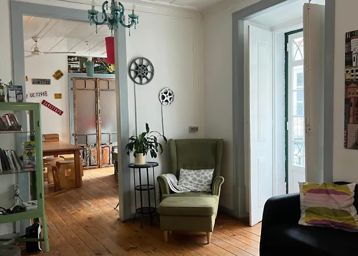 Alface Hall Hostel & Bar Lisboa